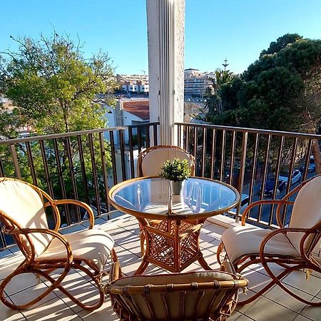 Sol Marina Apartment Салоу Екстериор снимка