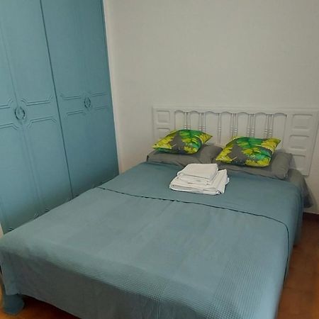 Sol Marina Apartment Салоу Екстериор снимка