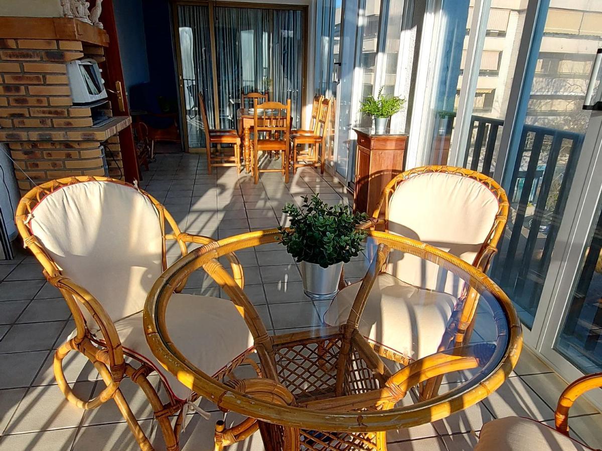 Sol Marina Apartment Салоу Екстериор снимка
